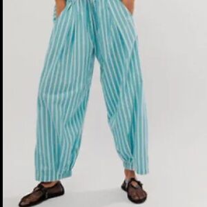 Free People to the sky striped parachute pants sea combo